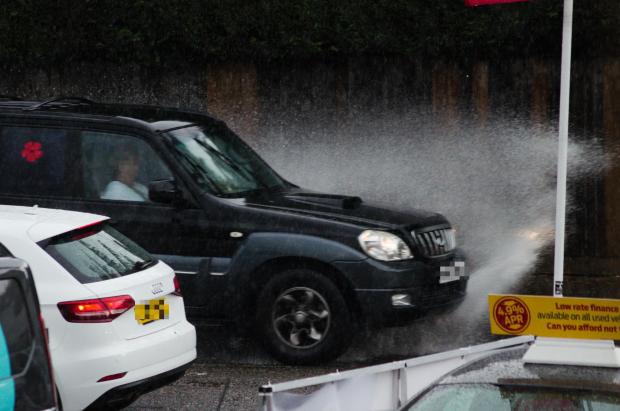 Watford Observer: A large spray of water in Rickmansworth Road in Watford. Credit: Tim Constable