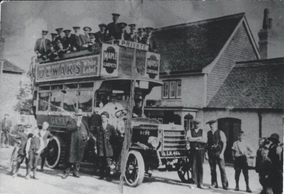 Watford Observer: Mass travel: a bus outing for the troops from the Whip & Collar, Mill End, 1916. Image: Three Rivers Museum Collection Watford Observer: Mass travel: a bus outing for the troops from the Whip & Collar, Mill End, 1916. Image: Three Rivers Museum Collection