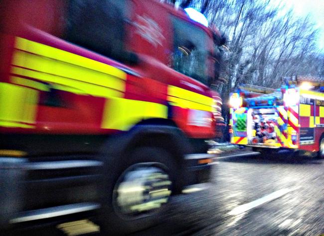M25 fire: lorry blaze closes two lanes