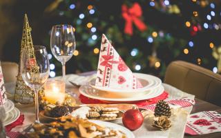 Here are all our favourite food, drink and personalised gifts for you to buy this Christmas (Canva)